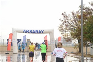 Aksaray Üniversitesinde Cumhuriyet Bayramı coşkusu koşuyla taçlandı